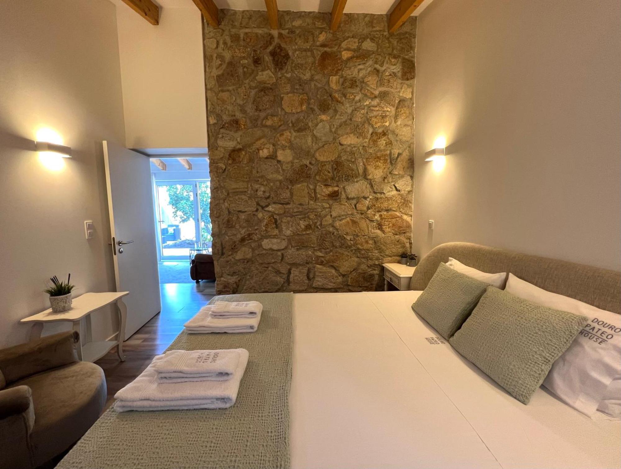 Апартаменты Douro Pateo House Вила-Нова-ди-Гая Экстерьер фото